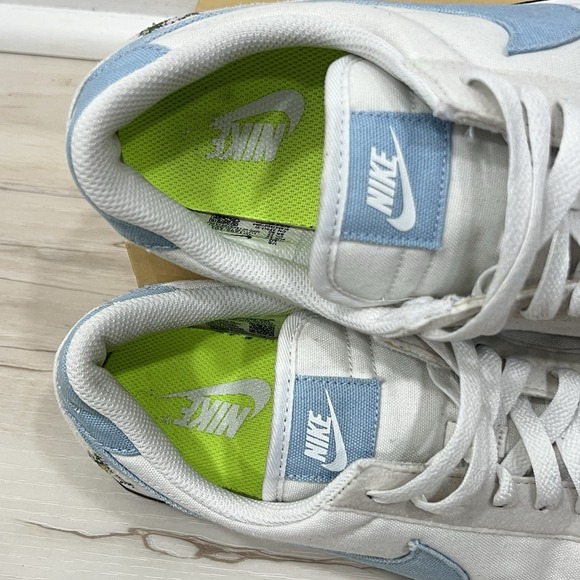 Nike Daybreak SE Pagoda Women's Size 10 US White Blue Athletic Shoes DJ1299-101 - Picture 5 of 9